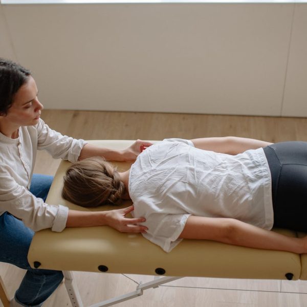 Physical Therapy vs Chiropractic Care vs Massage Therapy: Conditions Treated, Effectiveness, Costs, Risks, and Which Option Fits Your Needs